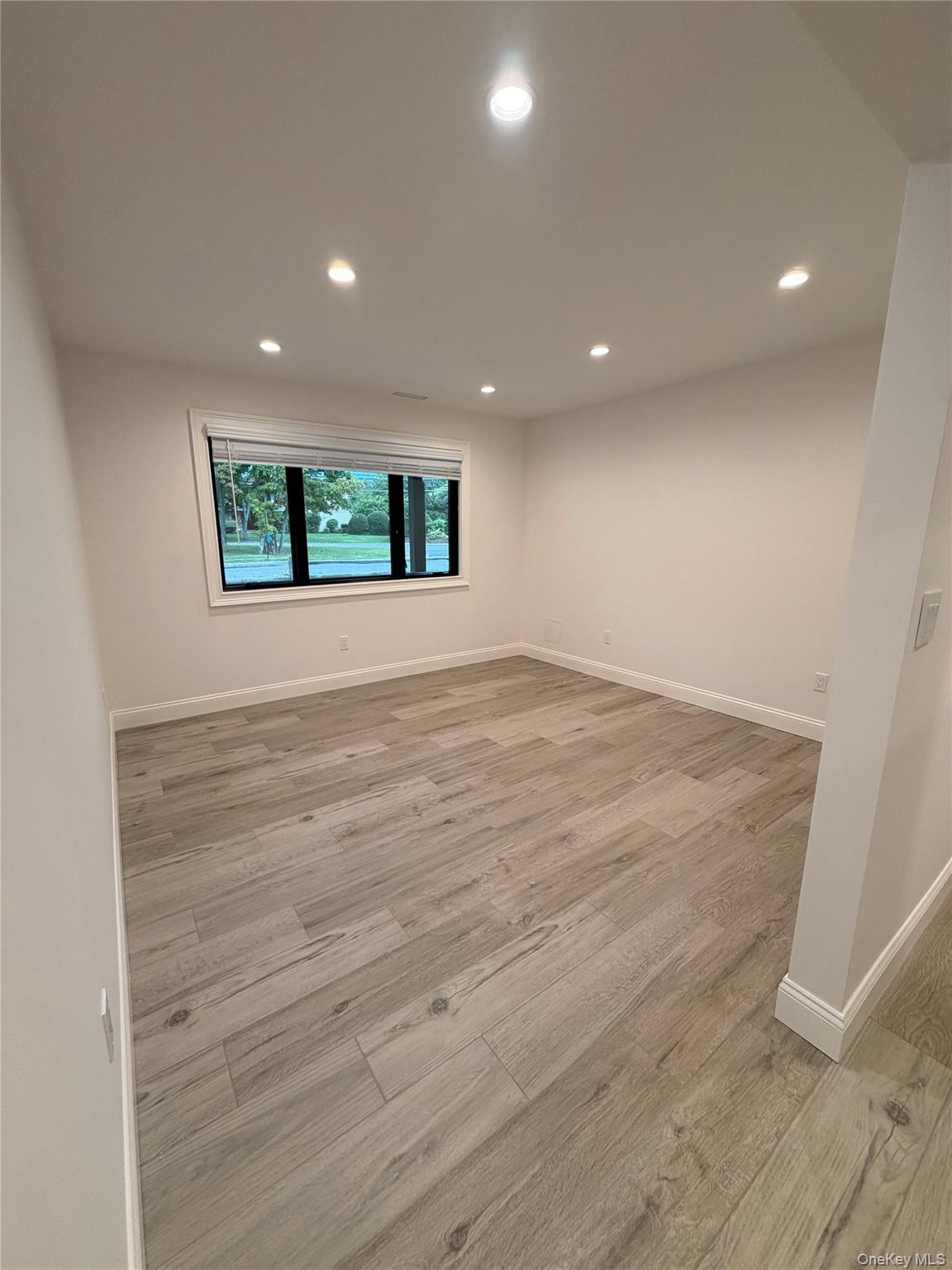 17 Jefferson Avenue – For Rent photo 8