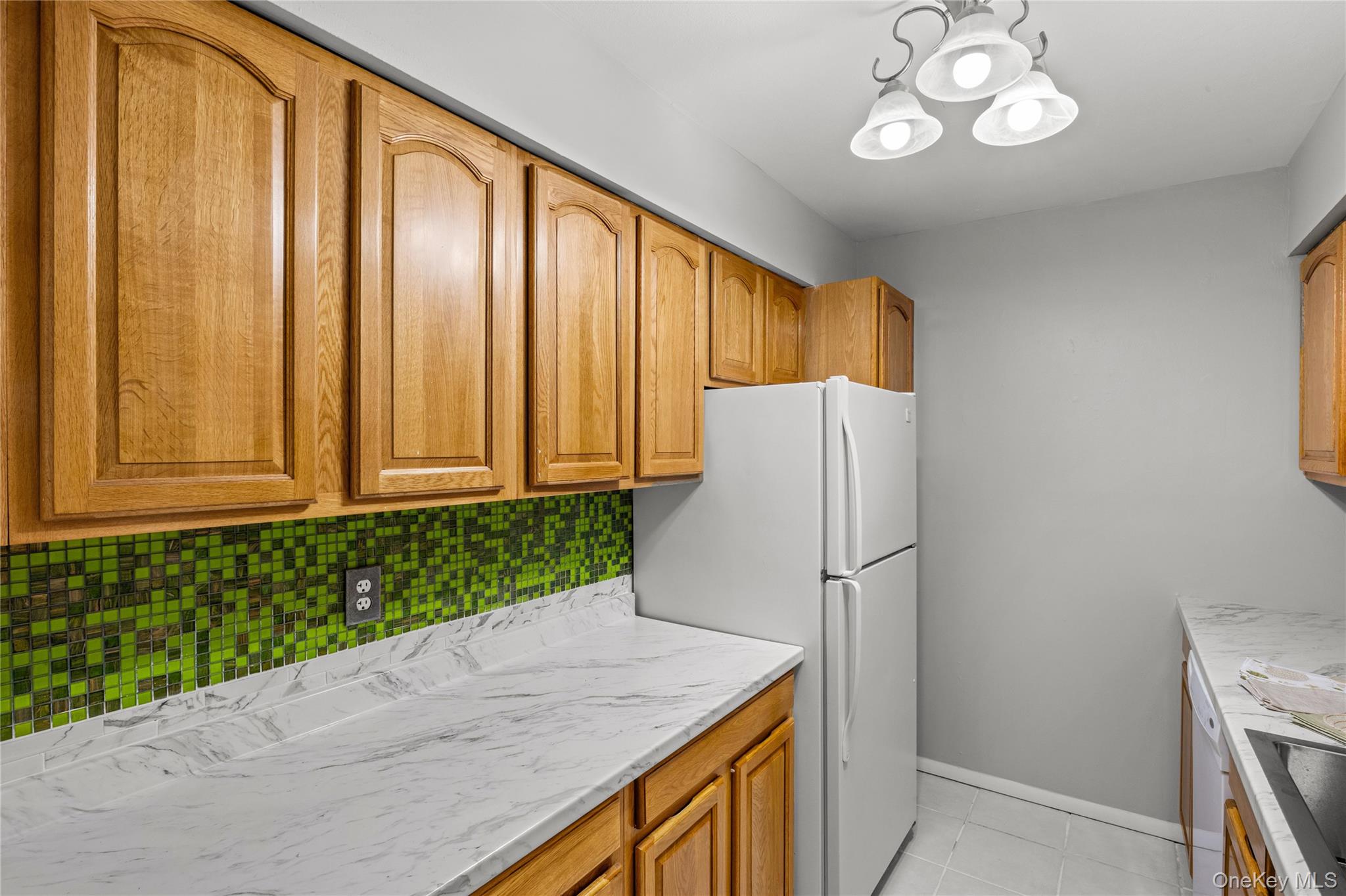 42 Pointe Circle South, Unit 0 photo 10