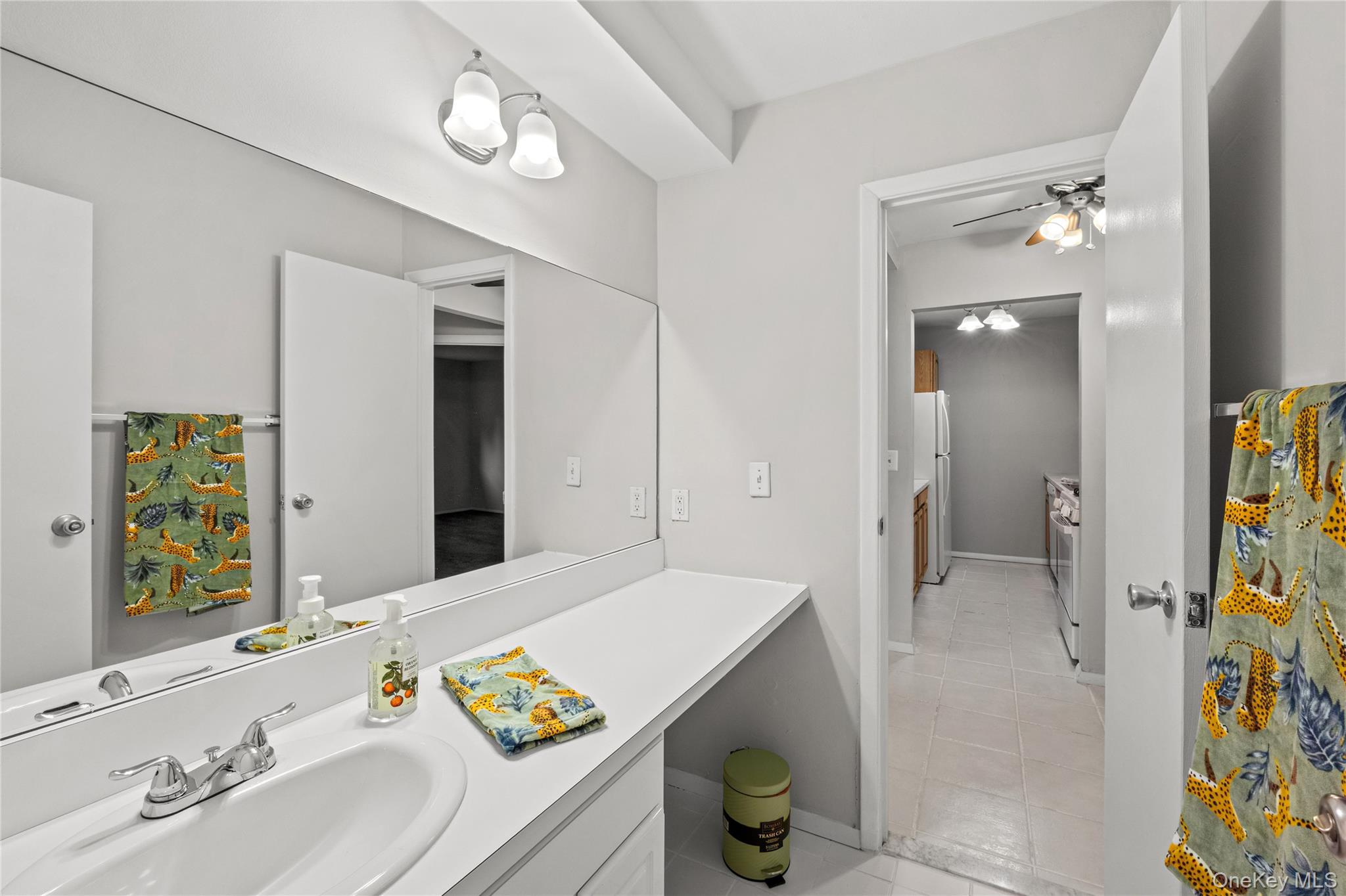 42 Pointe Circle South, Unit 0 photo 18