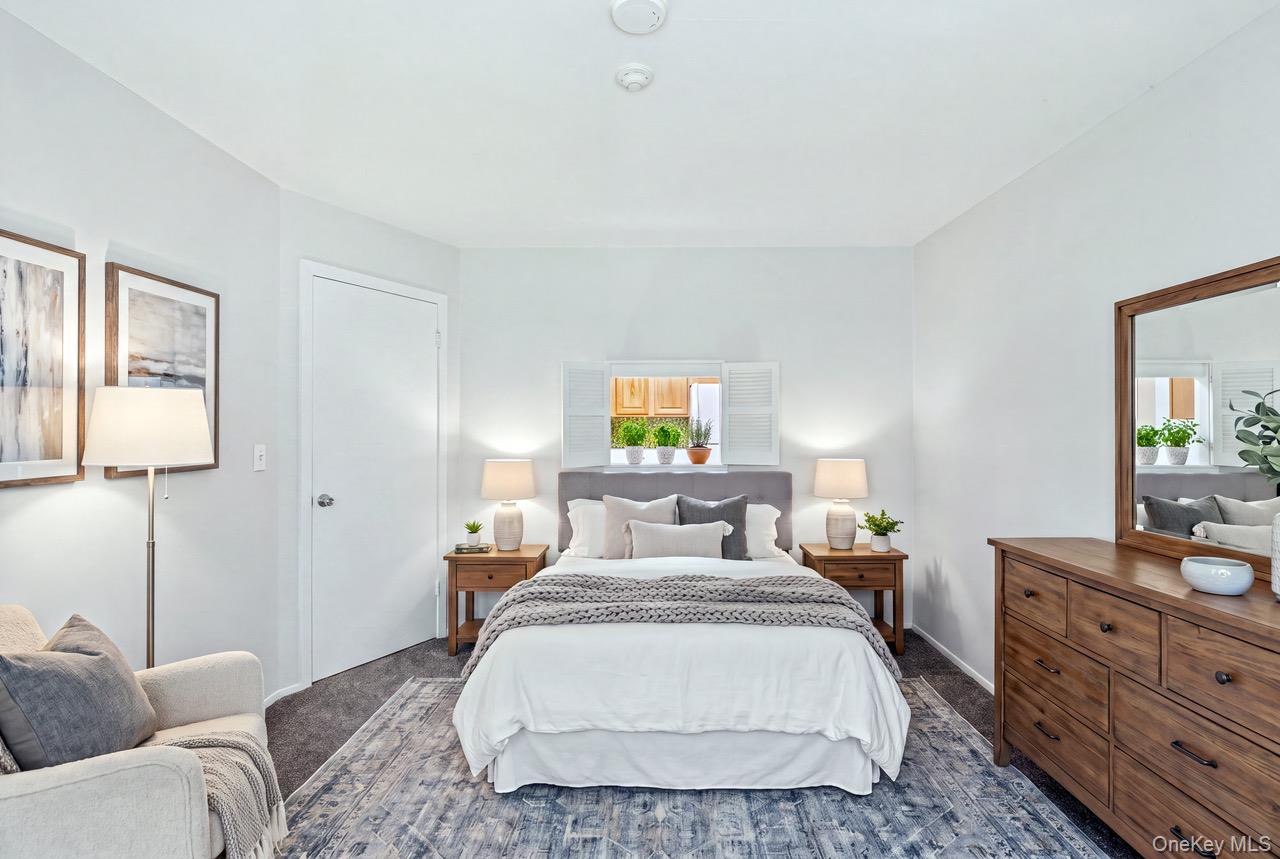 42 Pointe Circle South, Unit 0 photo 15