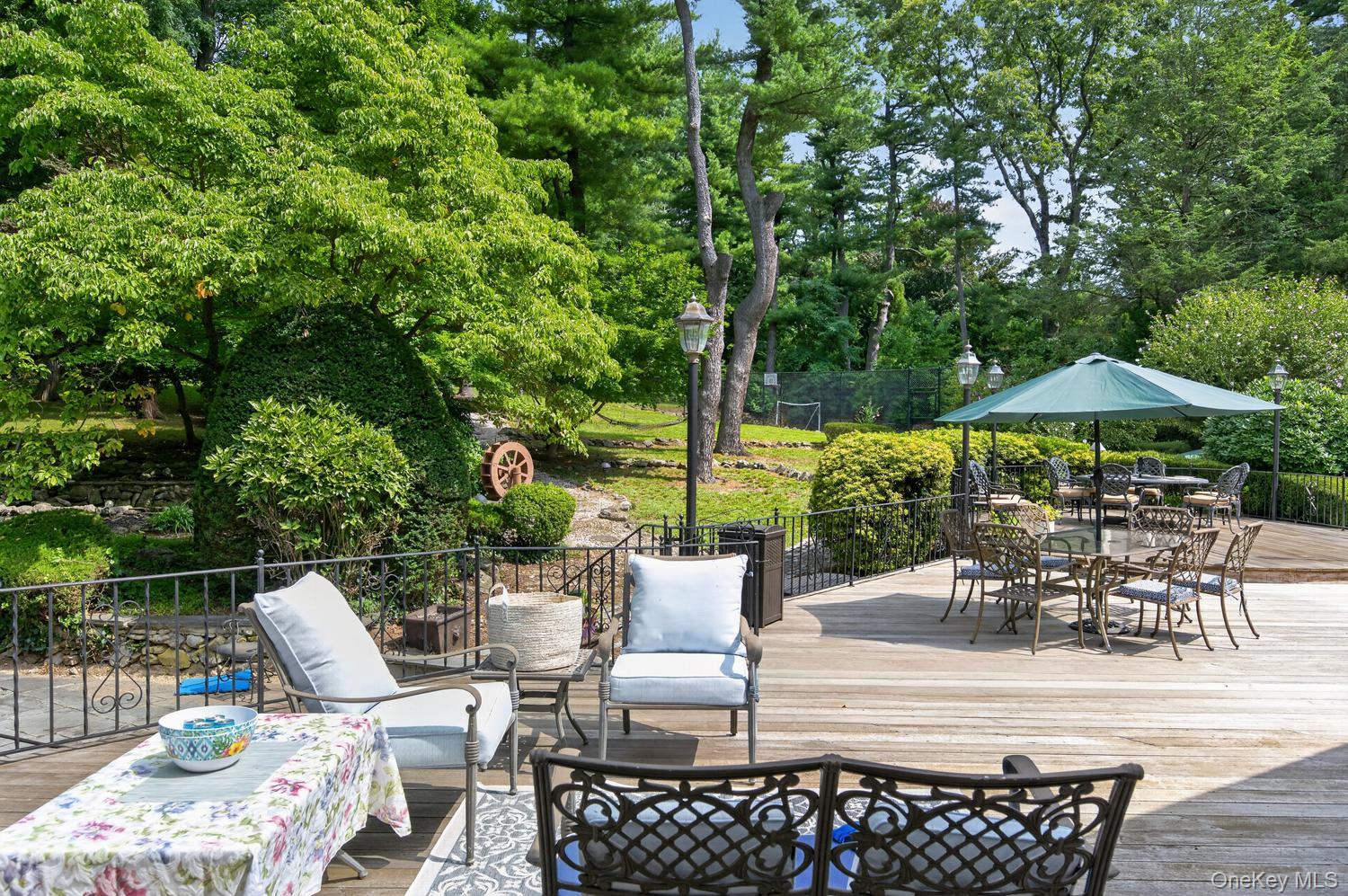 10 Dorchester Drive – For Sale photo 33