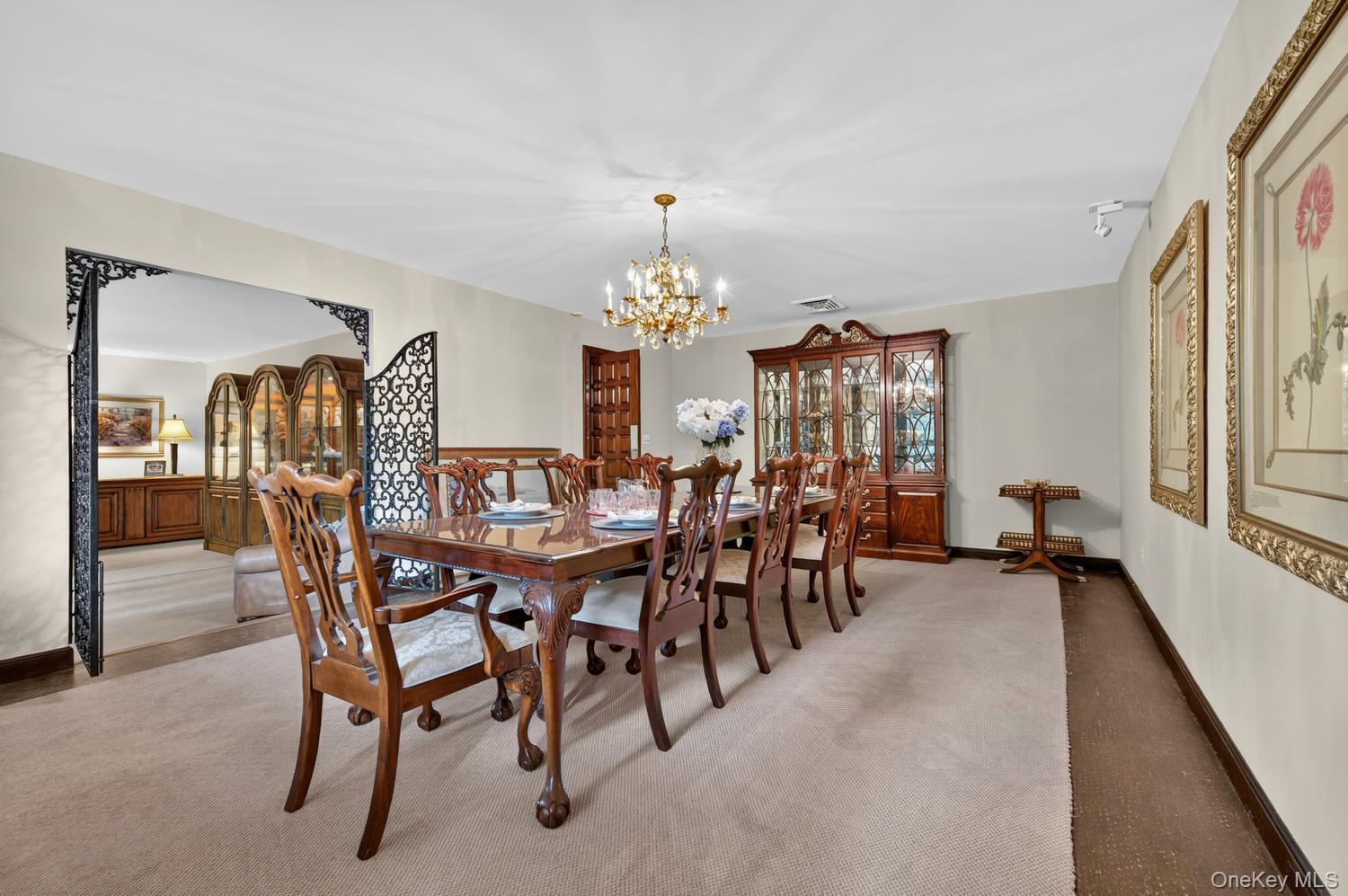 10 Dorchester Drive – For Sale photo 8