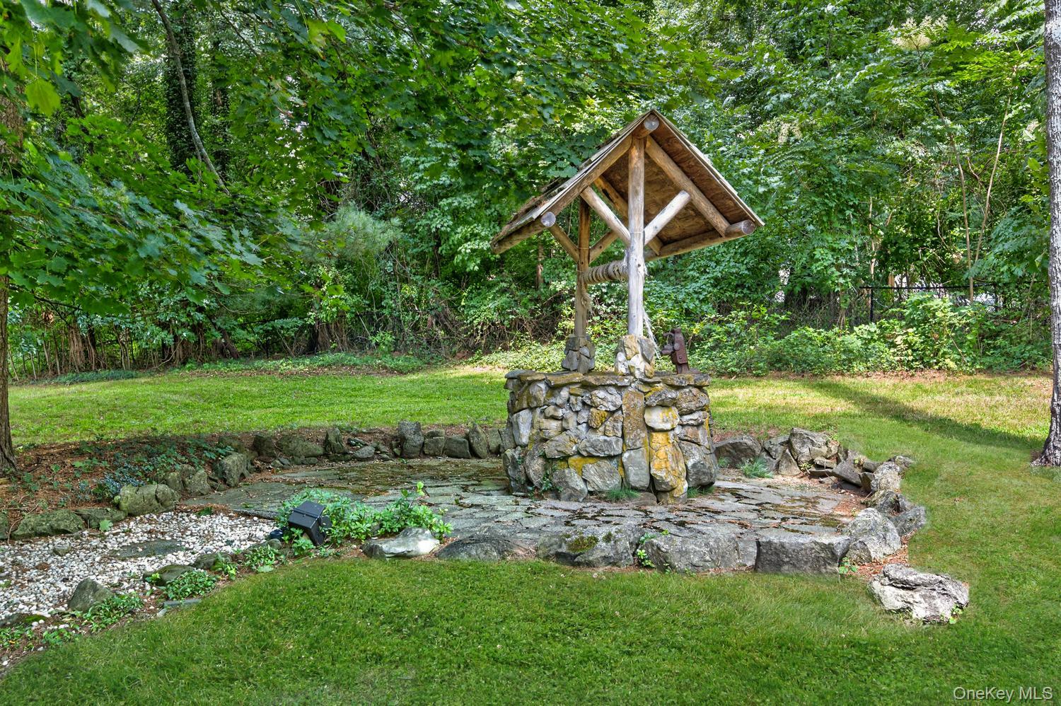 10 Dorchester Drive – For Sale photo 29