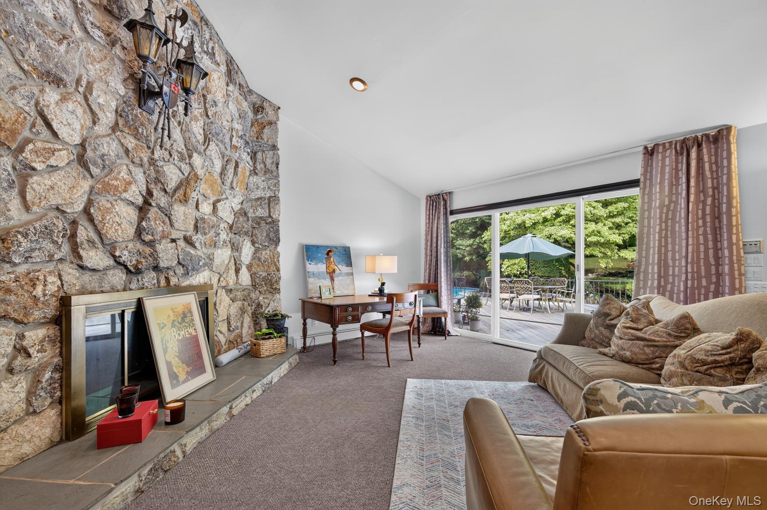 10 Dorchester Drive – For Sale photo 9