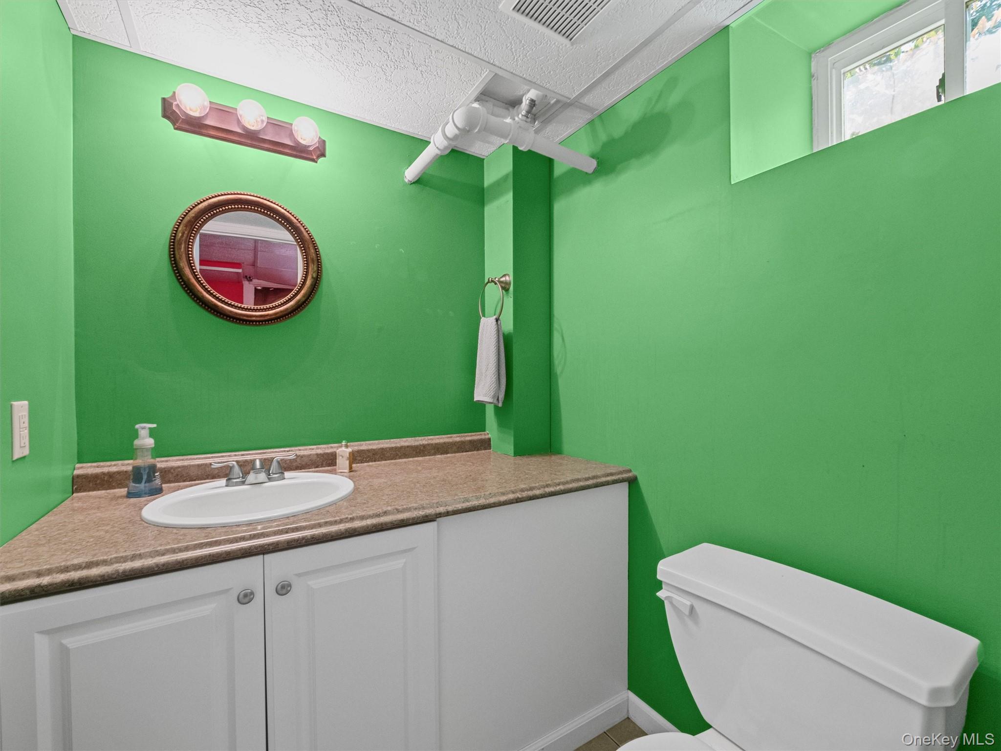 1 Finnegan Lane – For Sale photo 30