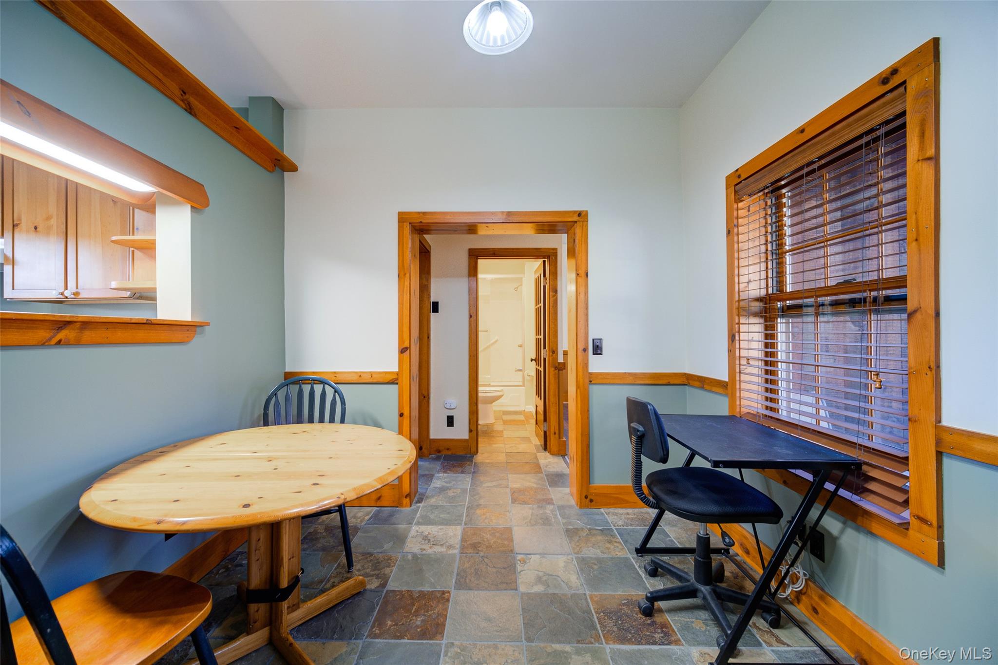 35 Clara Avenue – For Rent photo 18