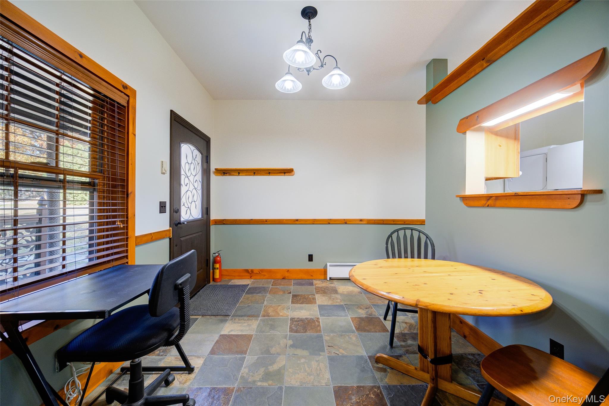 35 Clara Avenue – For Rent photo 9