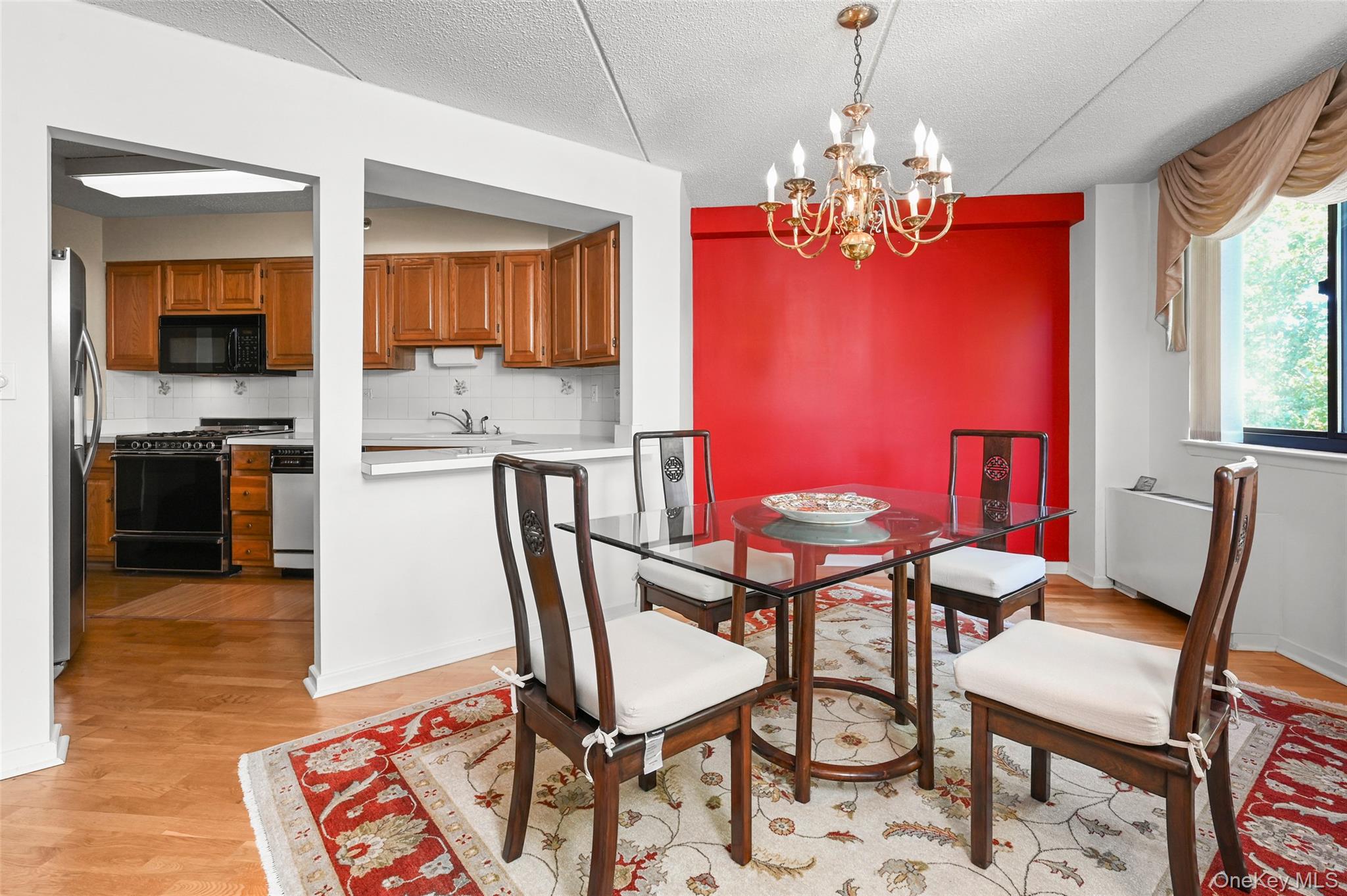 680 W Boston Post Road, Unit 3A photo 11