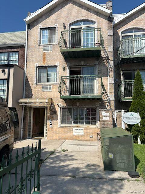 4 E 54 Street, Unit 2G