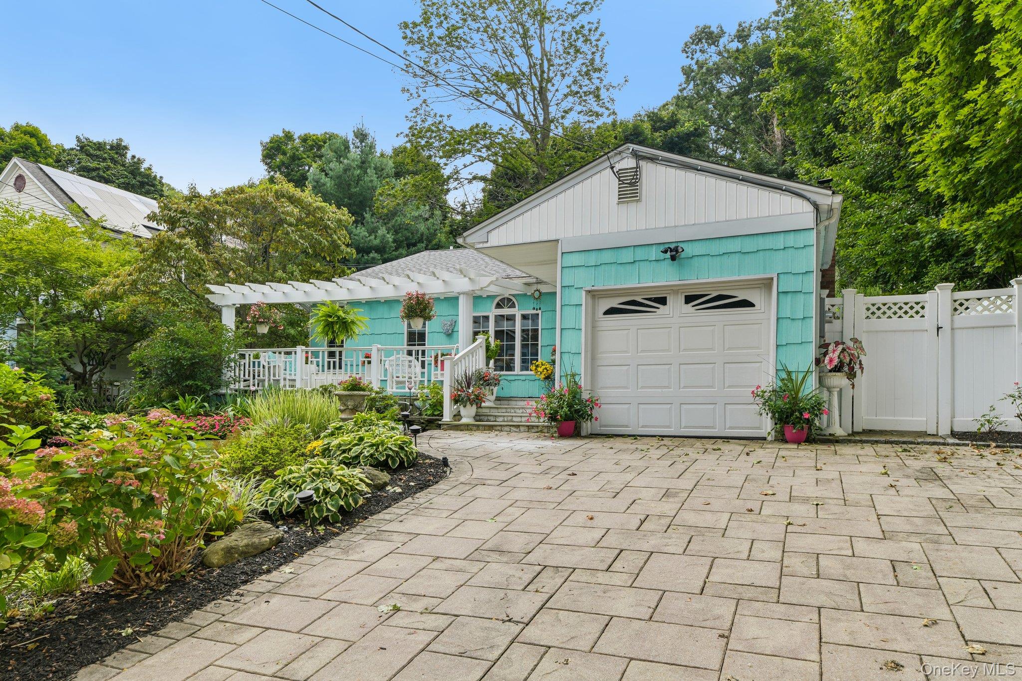 28 Forest Drive – For Sale photo 3