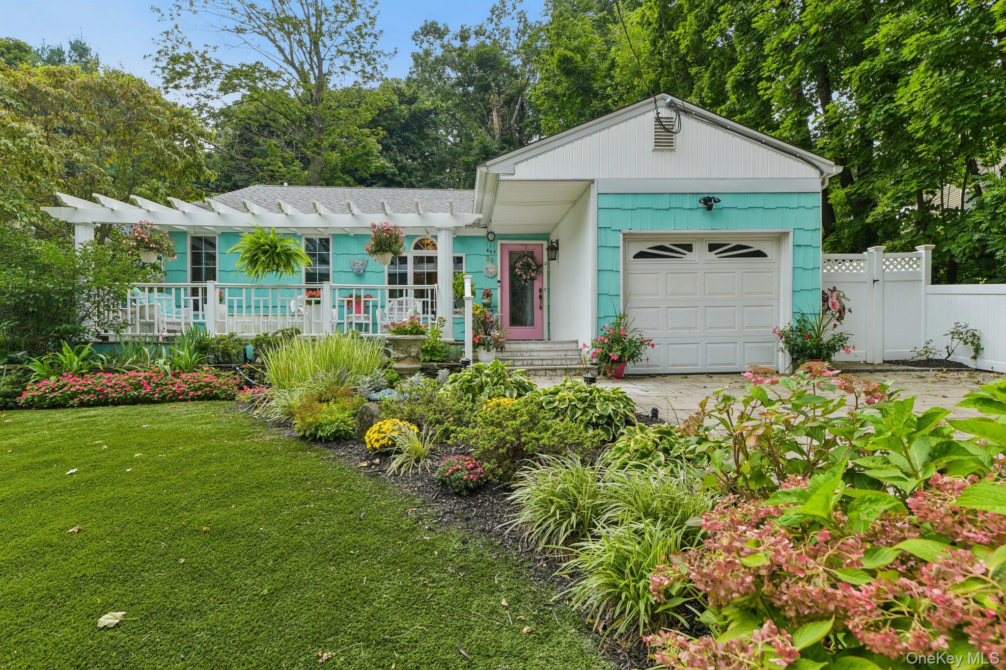 28 Forest Drive – For Sale photo 2
