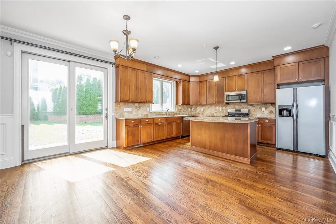 114 Lincoln Avenue – For Rent photo 17