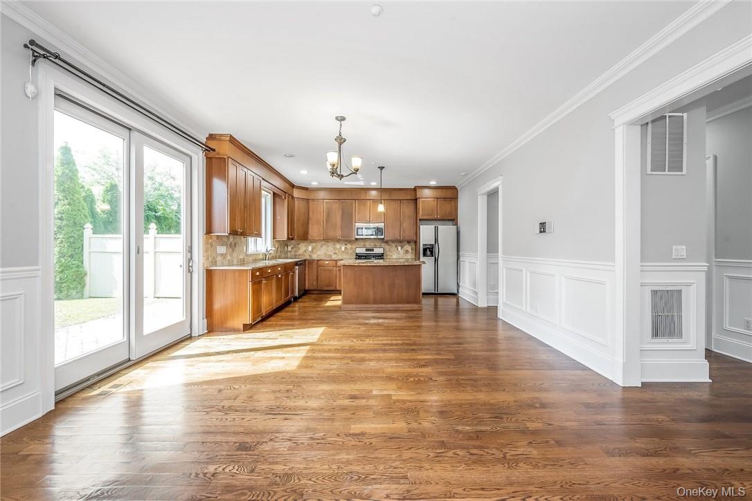 114 Lincoln Avenue – For Rent photo 10