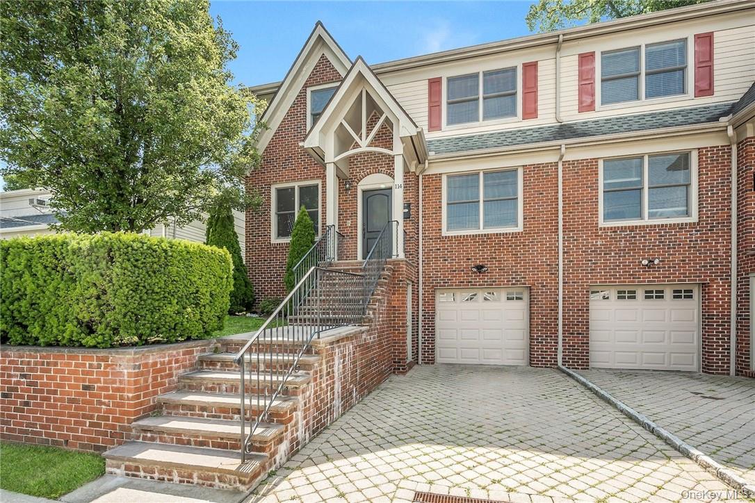114 Lincoln Avenue – For Rent photo 2