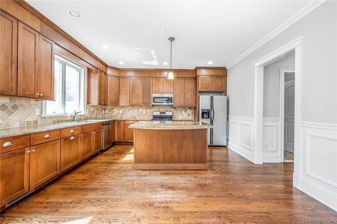 114 Lincoln Avenue – For Rent photo 12