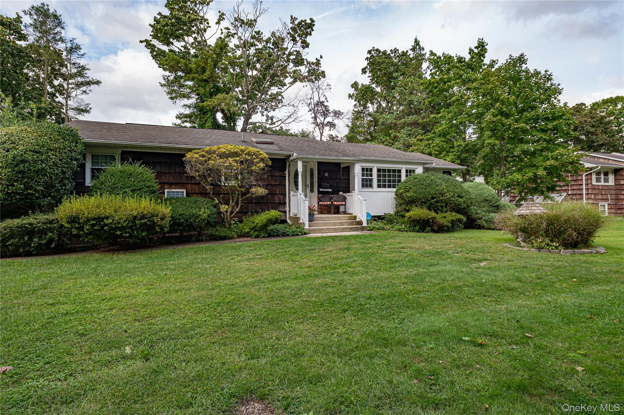 4 Huber Place – For Sale photo 3