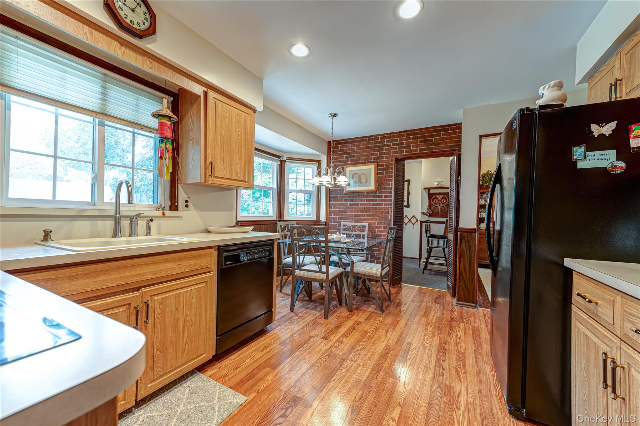 4 Huber Place – For Sale photo 8
