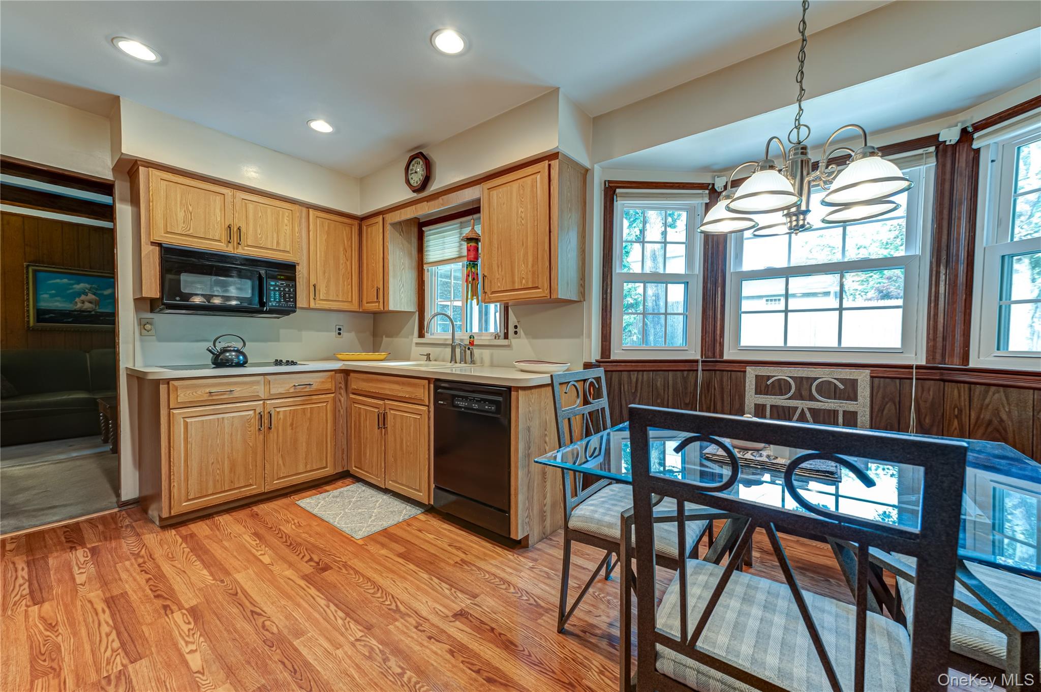4 Huber Place – For Sale photo 9