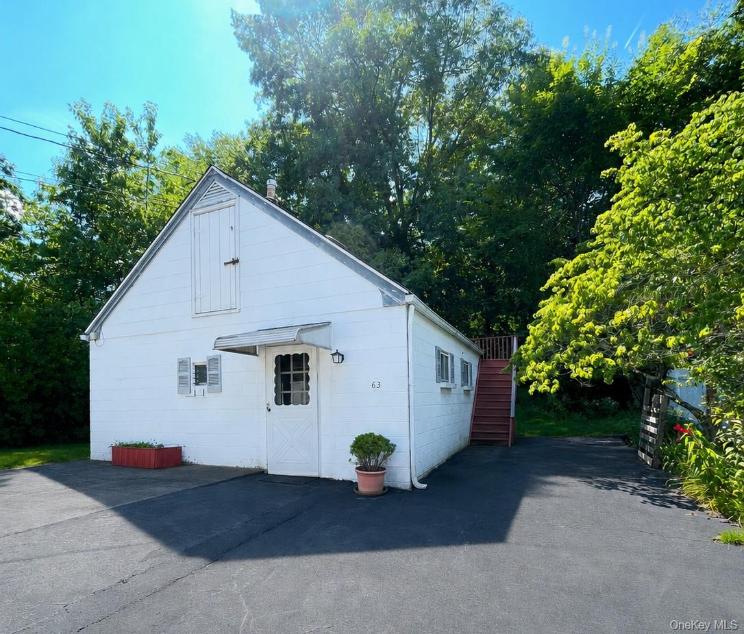 61 N Magnolia Street – For Sale photo 3