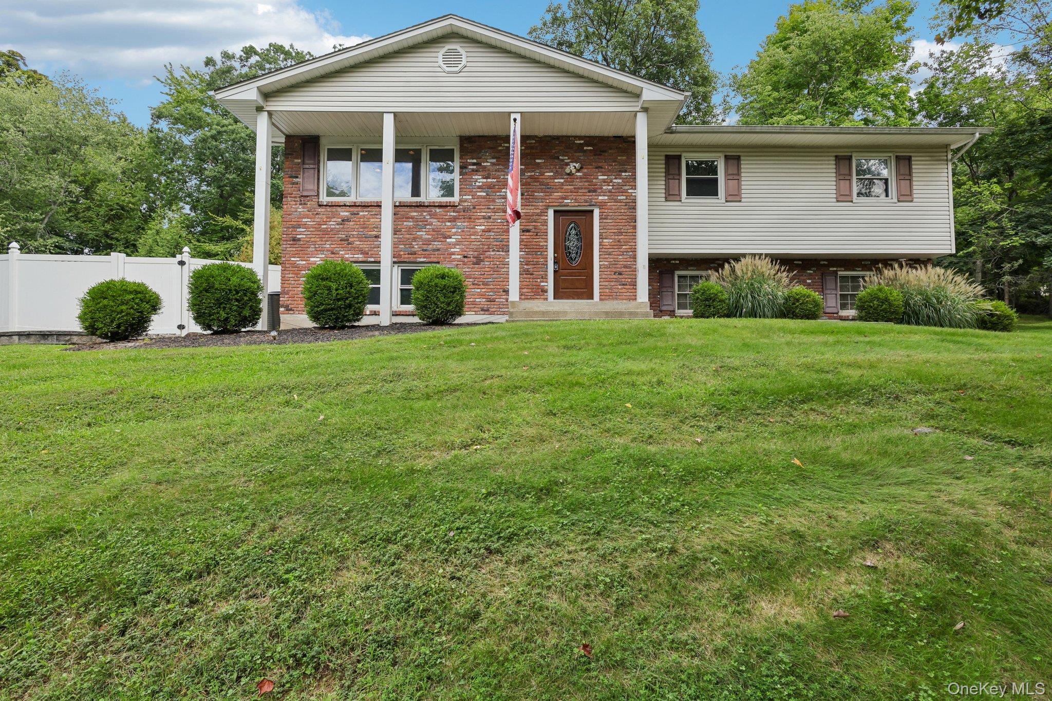 82 Branchville Road – For Sale