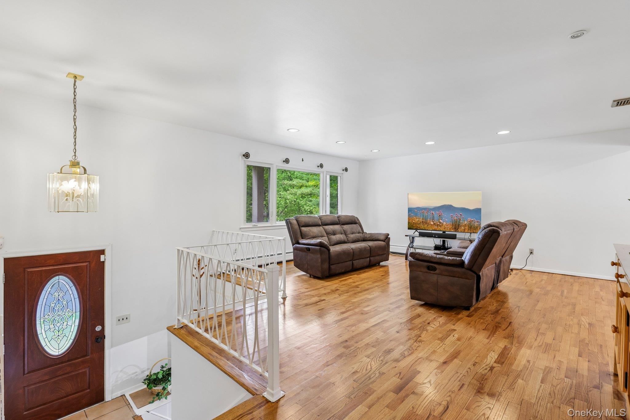 82 Branchville Road – For Sale photo 4