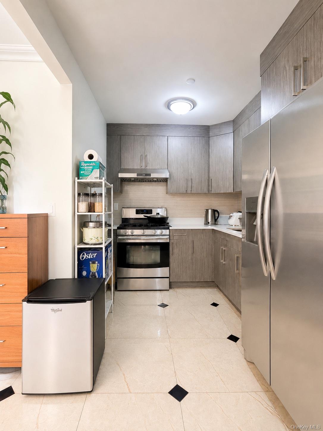 8616 21st Avenue, Unit 3H photo 3