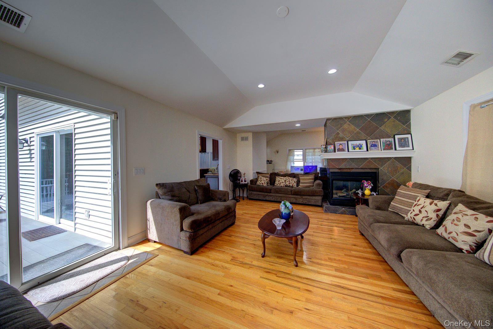 97 Chestnut Street – For Sale photo 10