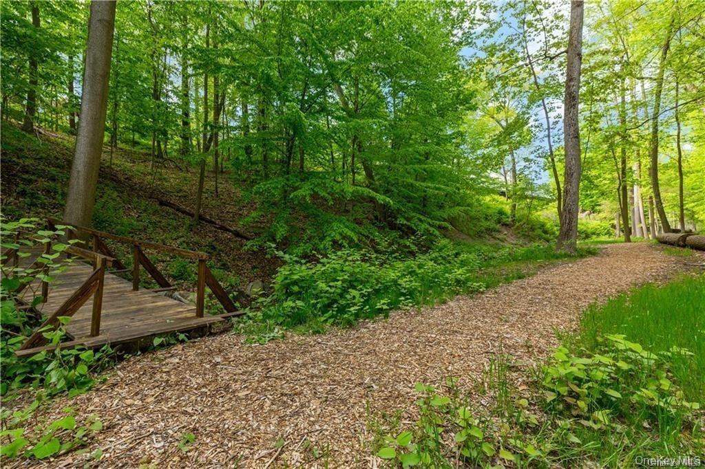 33 Mystic Drive – For Sale photo 12