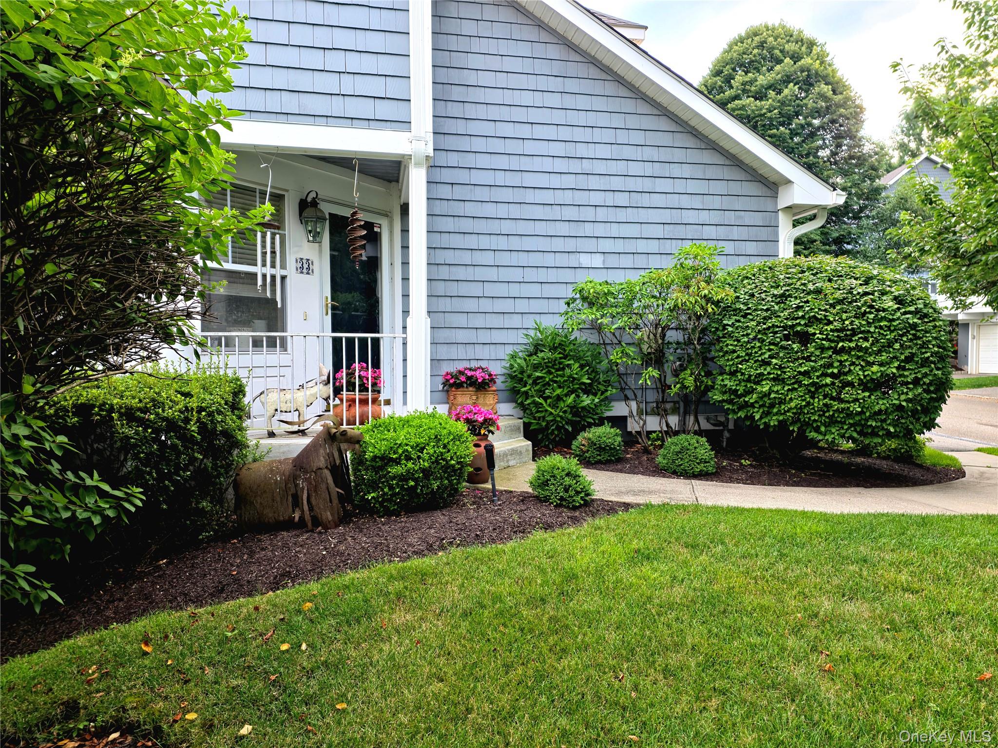 33 Mystic Drive – For Sale photo 4