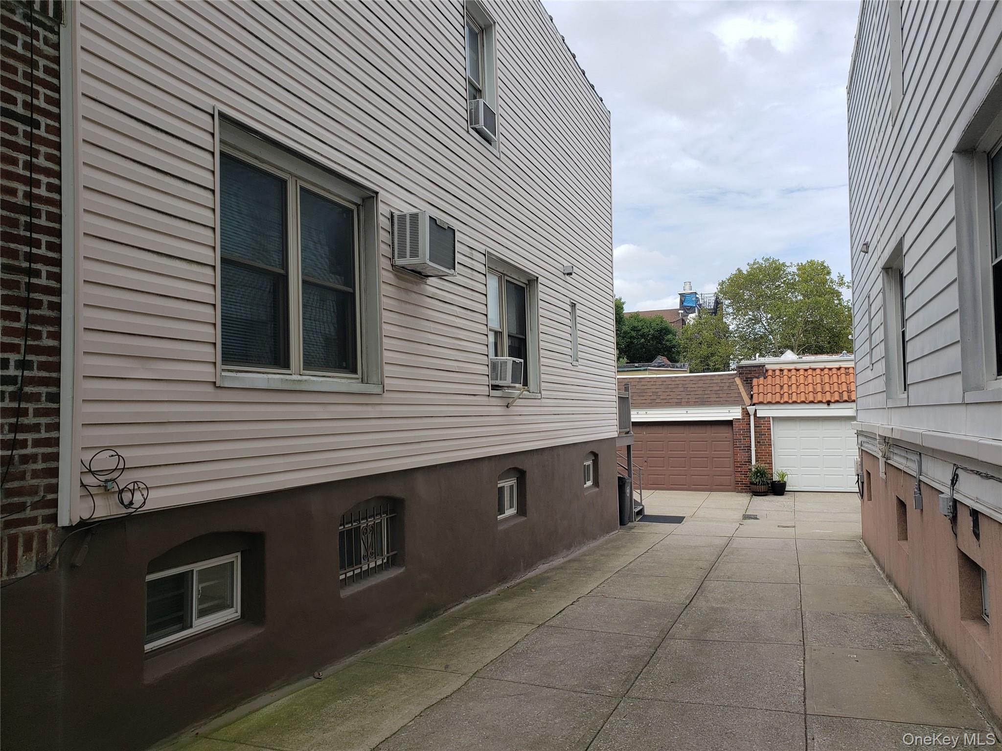 87-37 Union Turnpike – For Sale photo 4