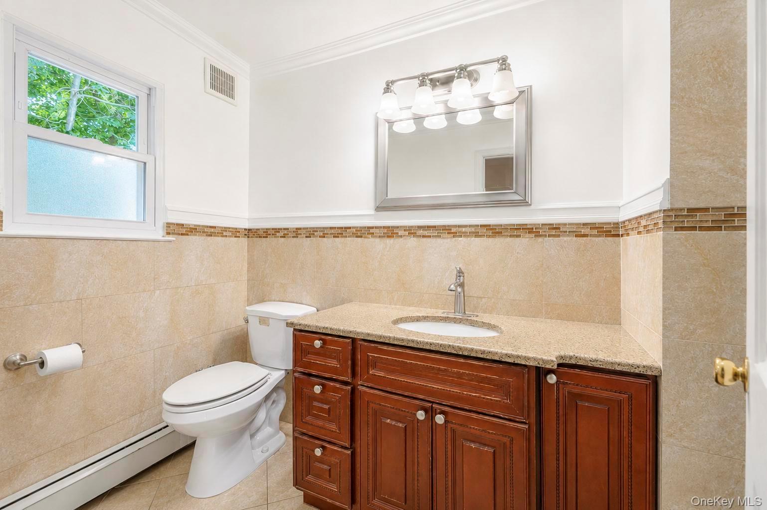 5 Cathy Lane – For Sale photo 18