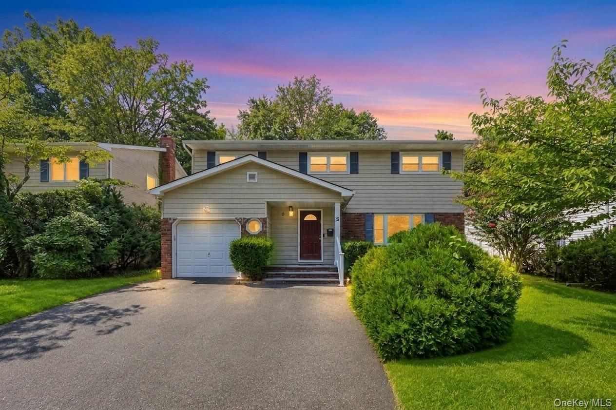 5 Cathy Lane – For Sale