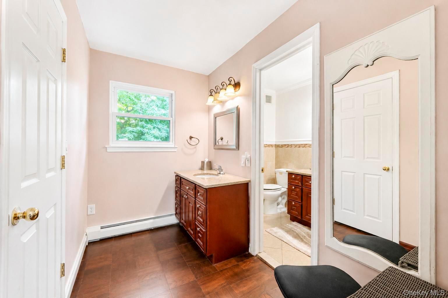 5 Cathy Lane – For Sale photo 16