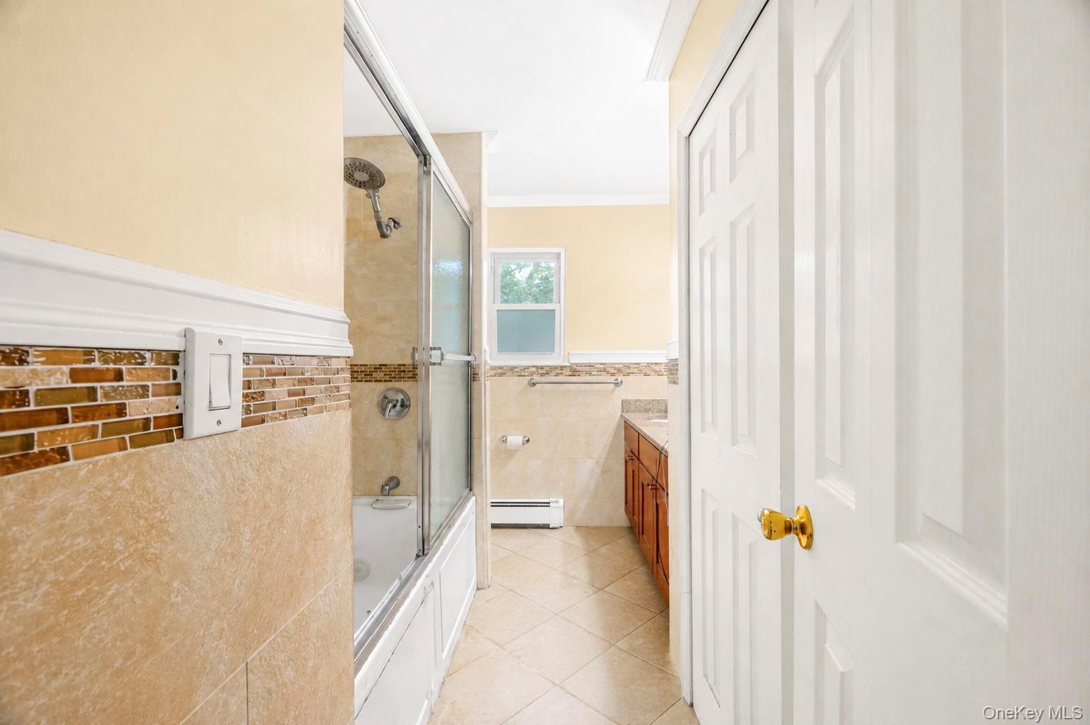 5 Cathy Lane – For Sale photo 23