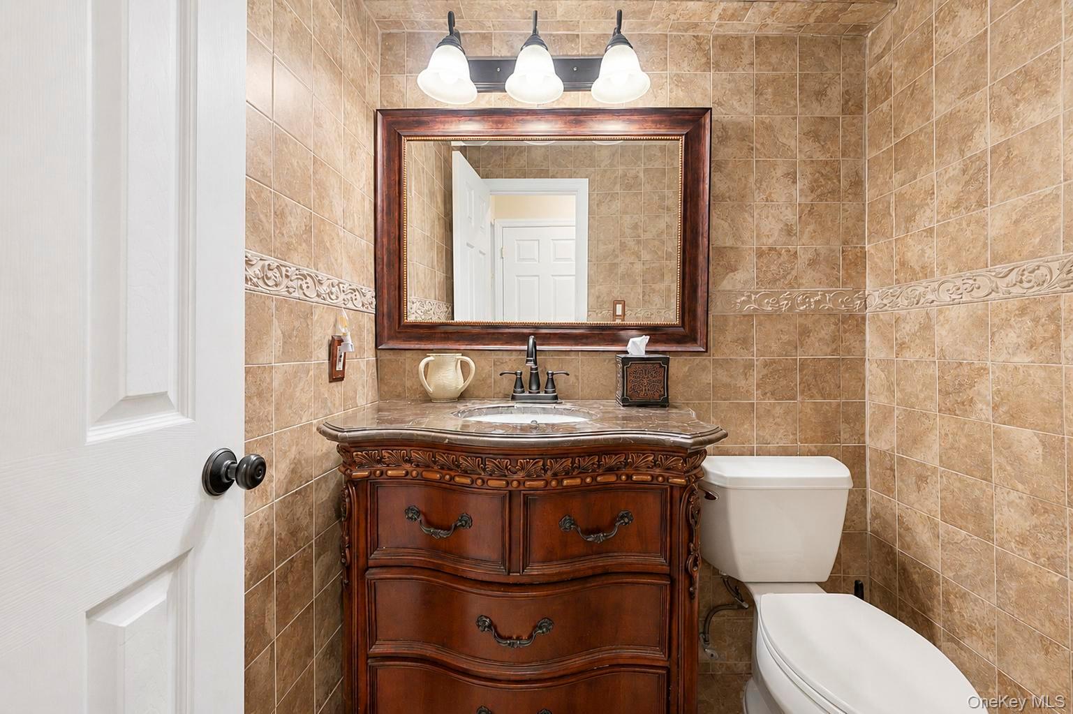 5 Cathy Lane – For Sale photo 13