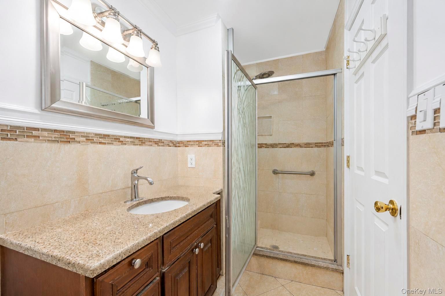 5 Cathy Lane – For Sale photo 19