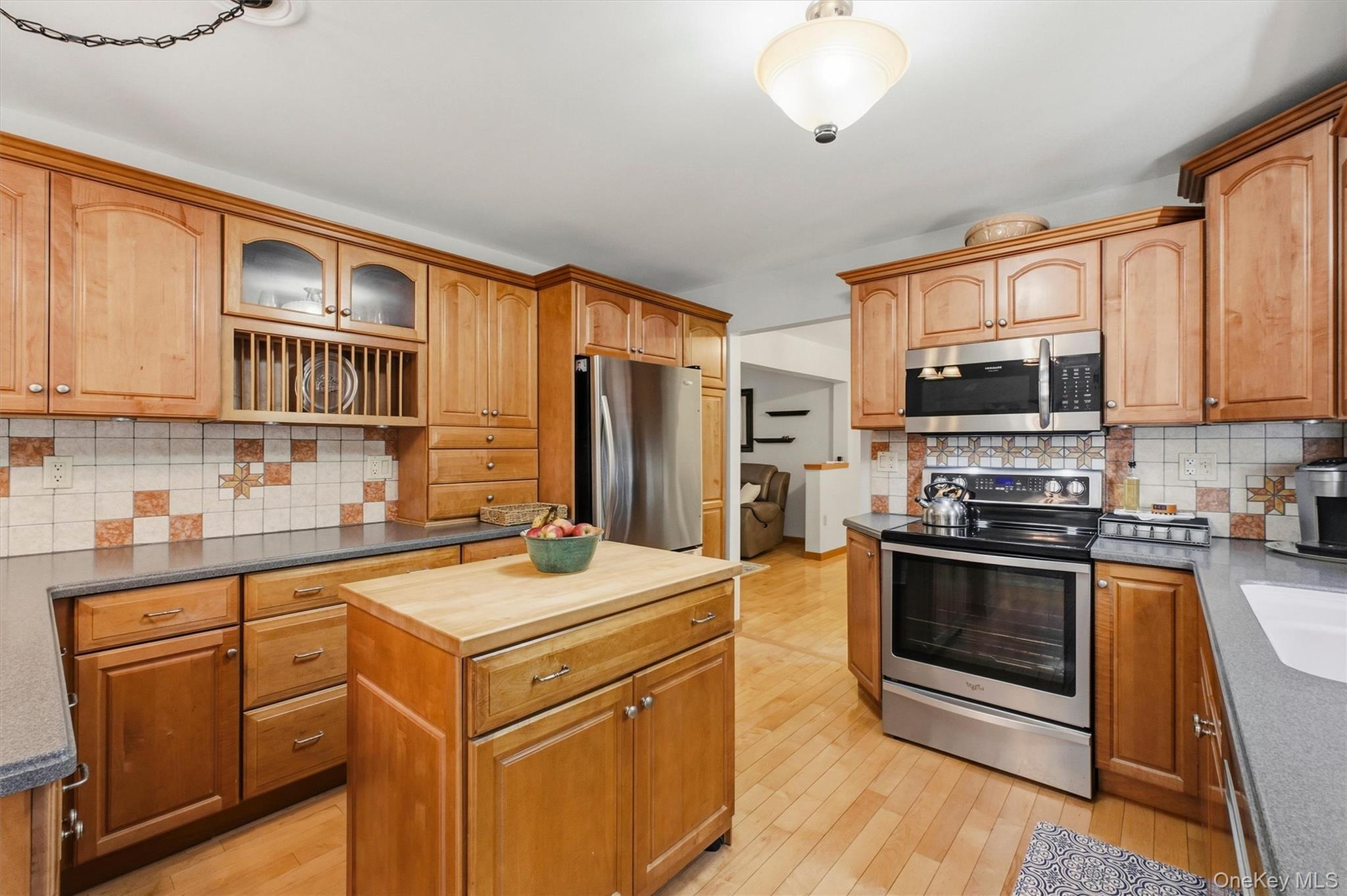 413 Sepasco Center Street – For Sale photo 16