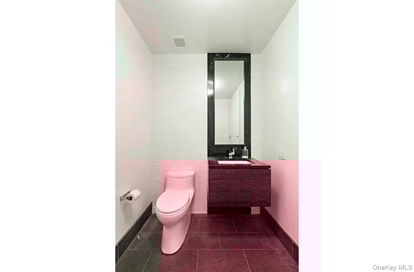 50 Riverside Boulevard, Unit 15M photo 7