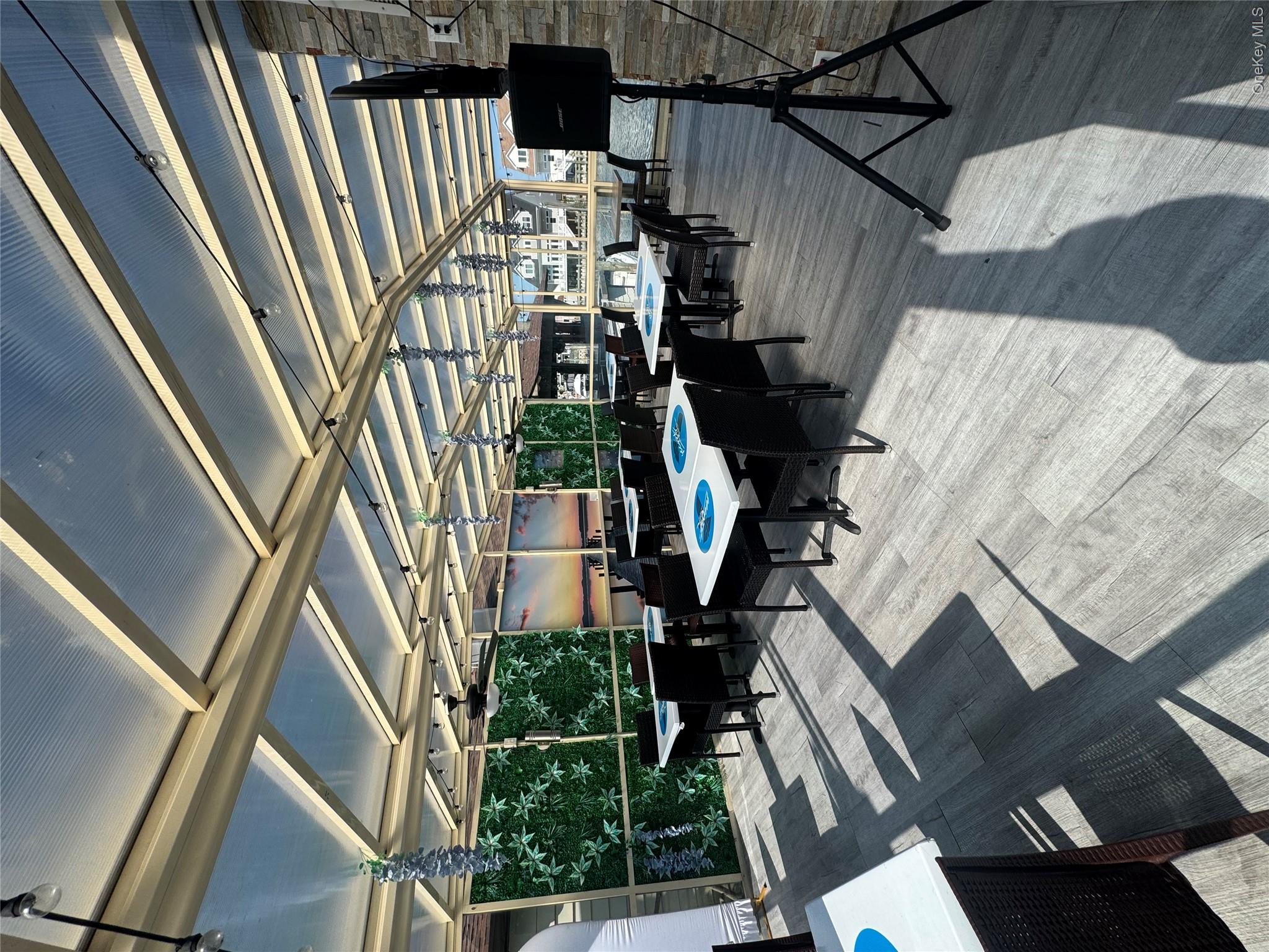 281 Woodcleft Avenue, Unit 2