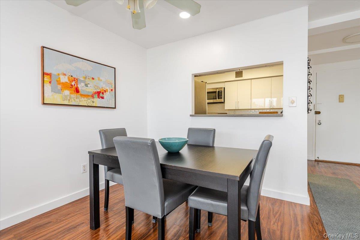 235 W Park Avenue, Unit 205 photo 6