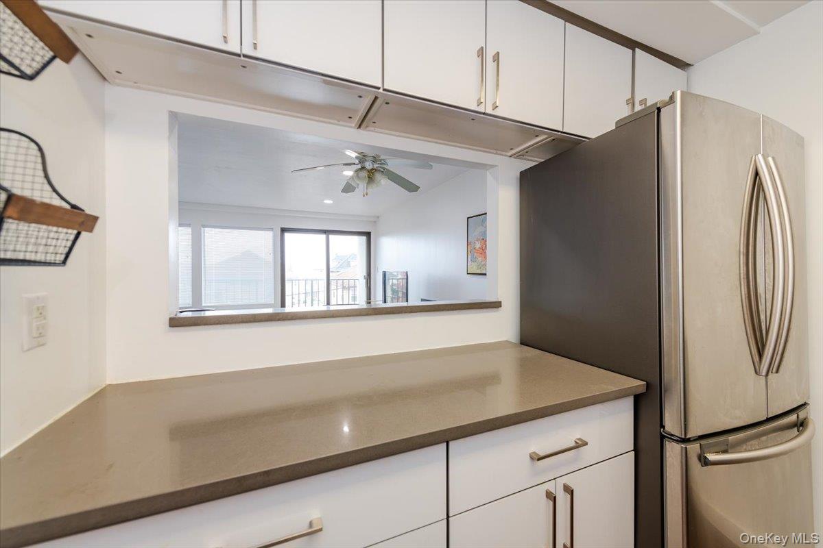 235 W Park Avenue, Unit 205 photo 12