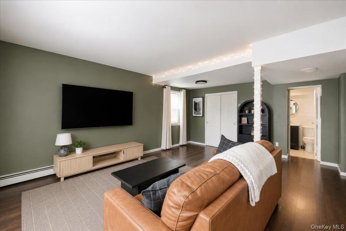 1581 Hollywood Avenue – For Sale photo 12