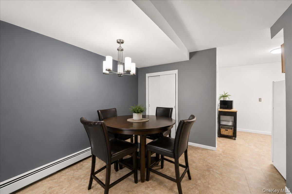 1581 Hollywood Avenue – For Sale photo 16