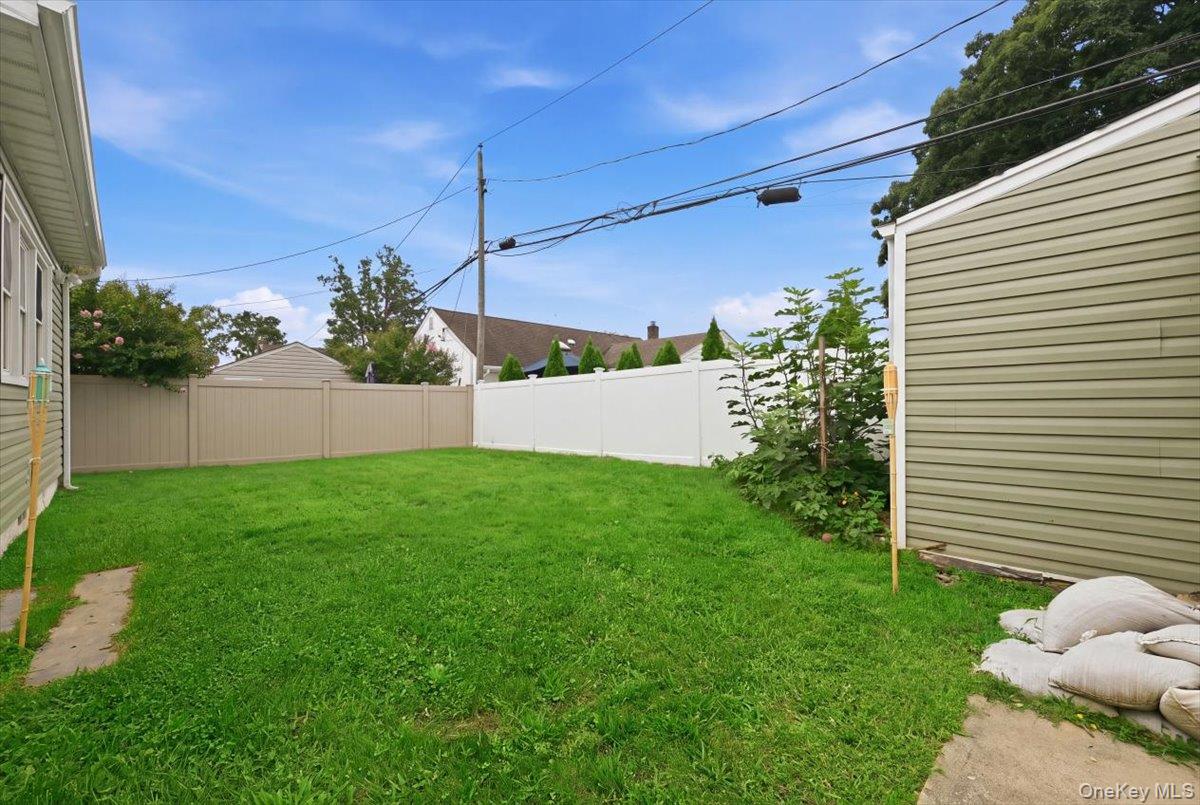 828 Bruce Drive – For Sale photo 24
