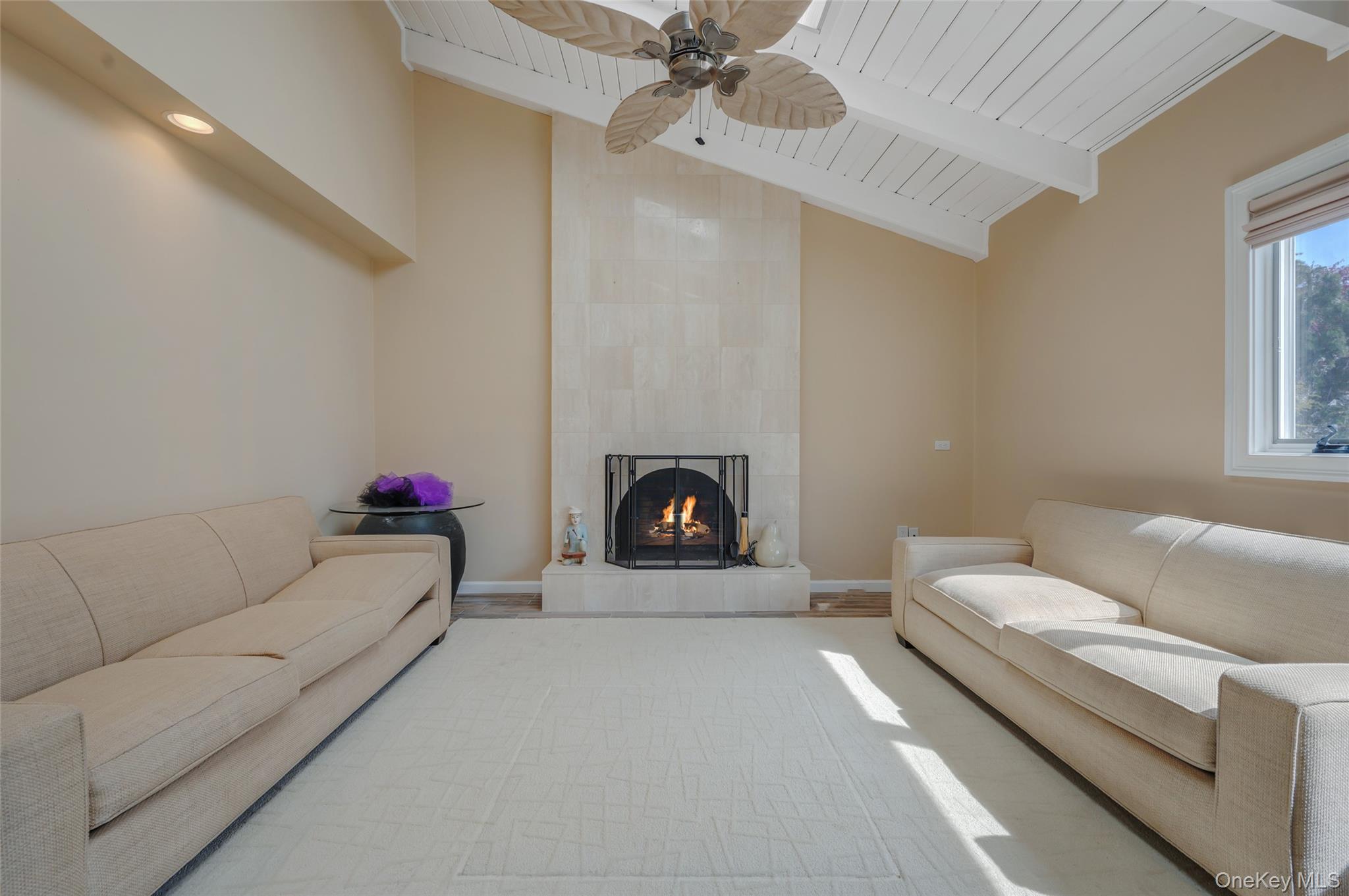 3935 Sally Lane – For Sale