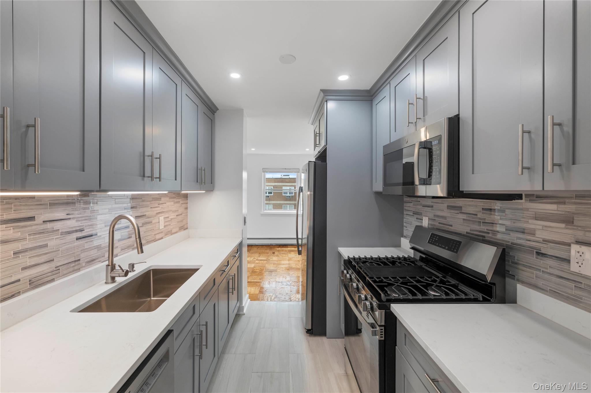 101 Gedney Street, Unit 6U photo 9