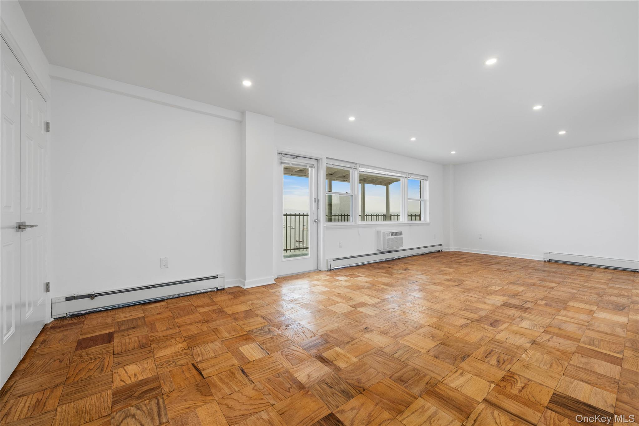 101 Gedney Street, Unit 6U photo 4