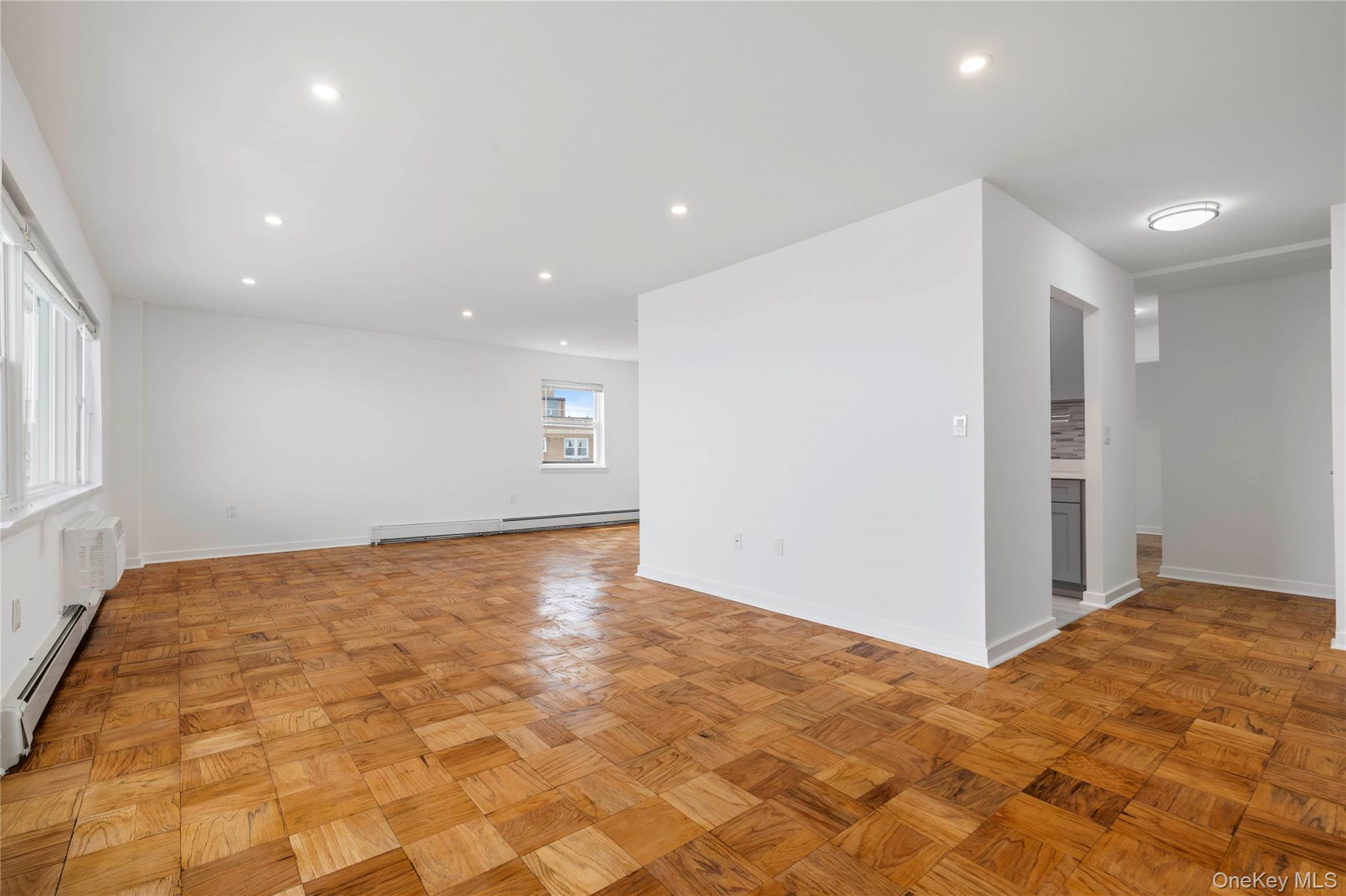 101 Gedney Street, Unit 6U photo 3