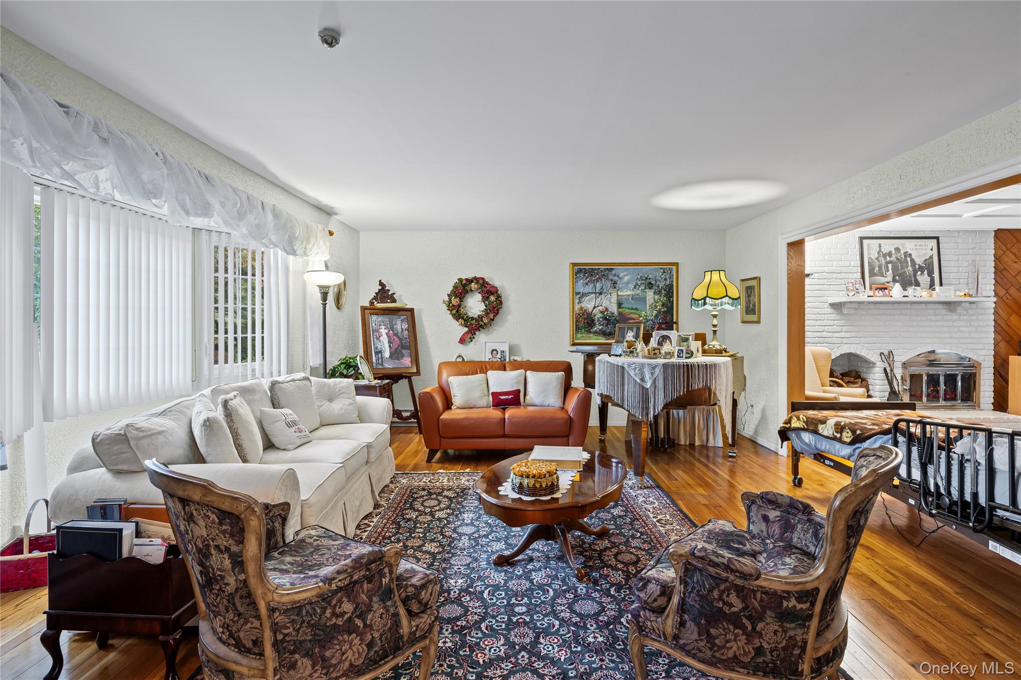1 Jason Court – For Sale photo 3