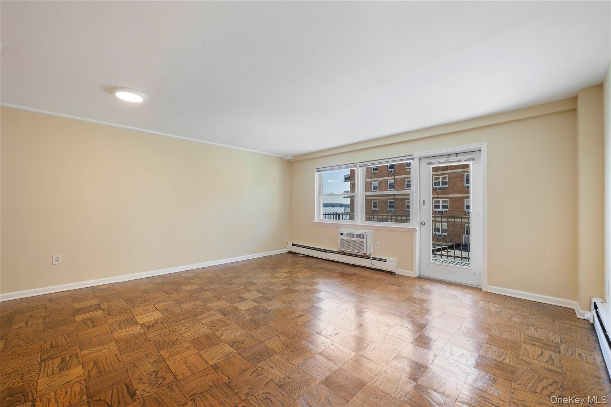 101 Gedney Street, Unit 6N photo 4